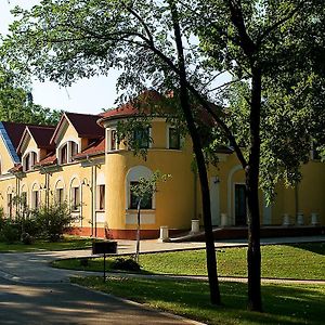 Gereby Kuria Hotel Es Lovasudvar